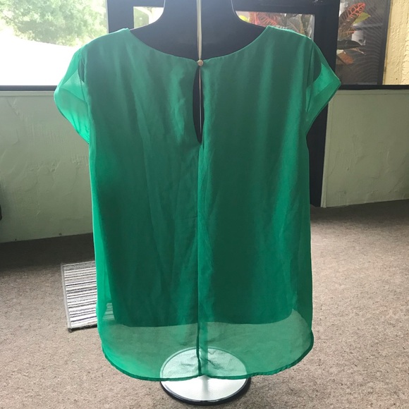 Short Sleeve Blouse - Picture 3 of 4